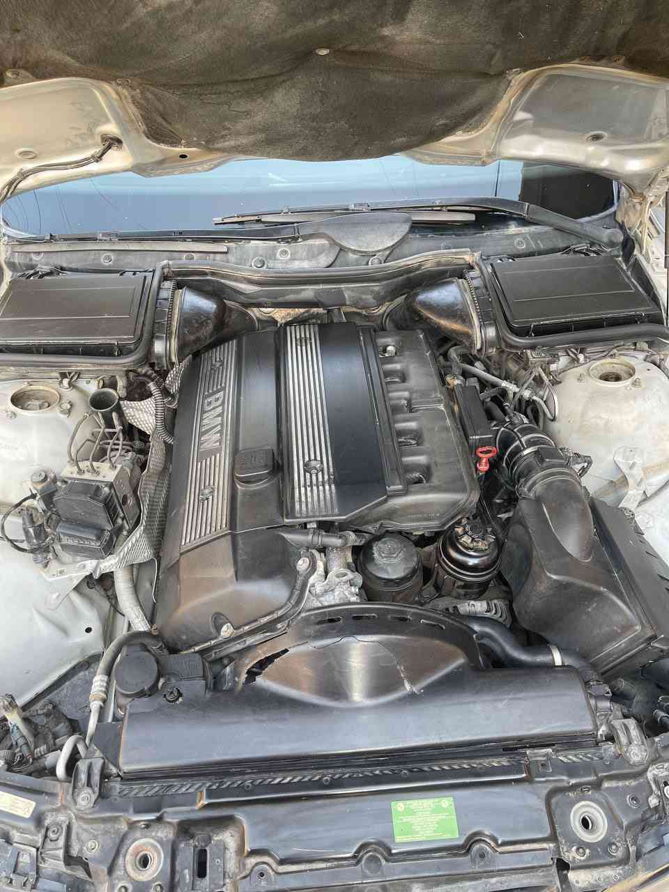 بي ام  دبليو صقر 2002 حجم 530 رقم دهوك السياره باسمي مال جناي تدفئه كشنات
شاشه بلاديه
تحكمات ستيرن كروز سرعه  لون رصاصي
السياره نظيفه بيها شبر صبغ بالباب الخلف السايق تعال افحص وشوف بعينك  السعر 107 وبيها مجال ماكطع سعر ع التلفون تعال افحص وسهله
***********
***********
