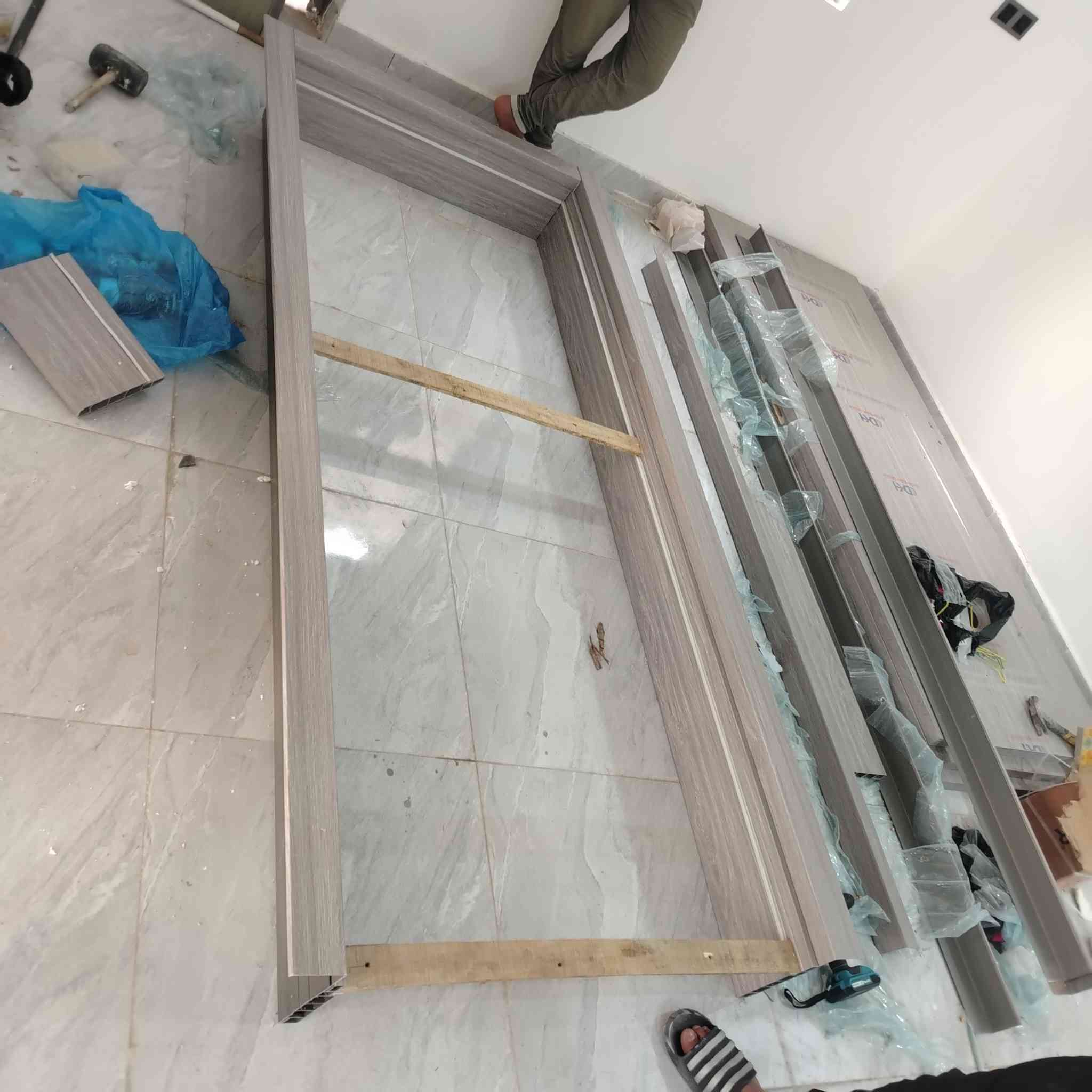 شغلي اليوم
أعمل بصمت ودع عملك يتكلم 
*********** خابر و تدلل 
@إشارة
