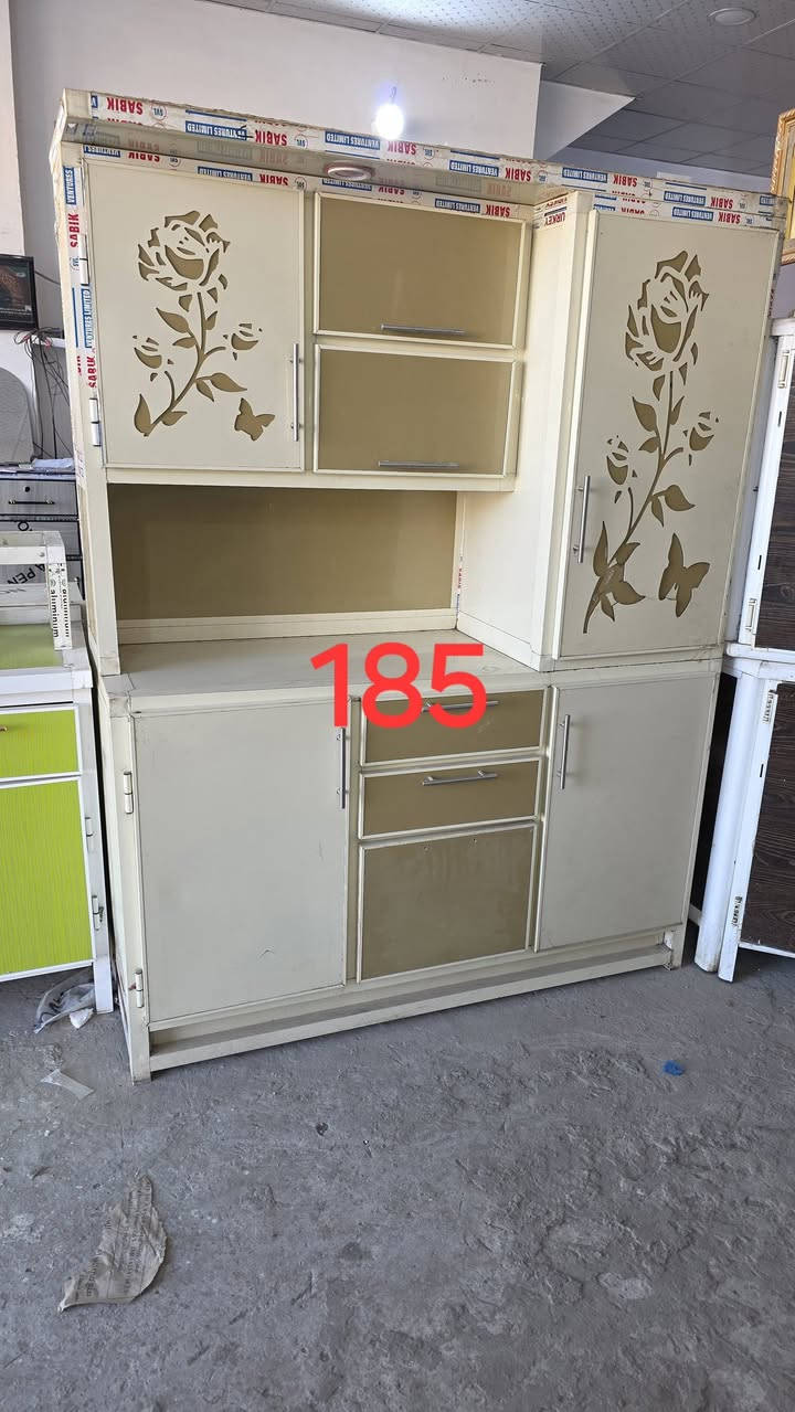 كاونترات للبيع ومجموعه اشيااءالاسعار بداخل الصور العنوان كربلاء حي العامل نهاية 🔚 السوق قرب جامع اهل البيت معرض بركات ال محمد عليهم السلام والتحيه هاتف ***********
