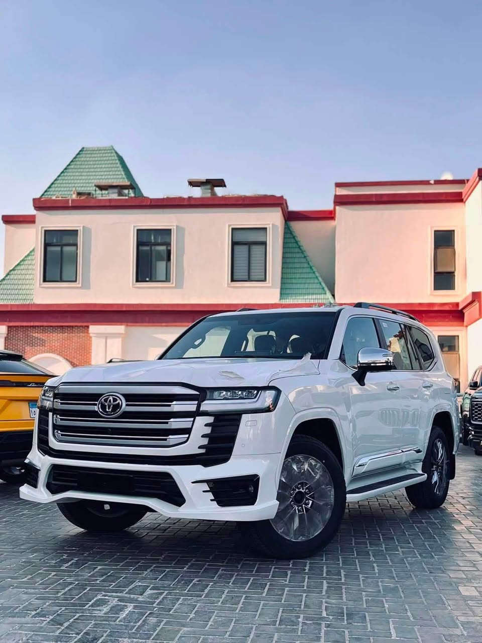 •Available 
-Toyota Land Cruiser Vxr 
-2026
-3.5L V6 Twin-Turbo
-(410) Horsepower 
-(4WD)
-White X Red 🔥🔥🔥

•For more details contact-01033144207 القاهرة, مصر


**إذا كنت صاحب هذا الإعلان وتريد حذفه لأي سبب، رجاءا أرسل رسالة إلى الدعم الفني**