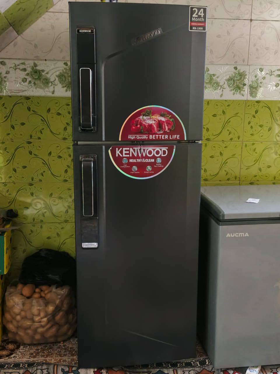 سلام عليكم عندي كاونتر للبيع نضيف وثلاجه كبيره للبيع جديده ستعمال 4 اشهر فقط مكاني مدينة الصدر


**إذا كنت صاحب هذا الإعلان وتريد حذفه لأي سبب، رجاءا أرسل رسالة إلى الدعم الفني**