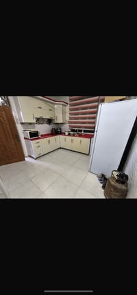 شقه للايجار • طابق ثاني • غرفتين