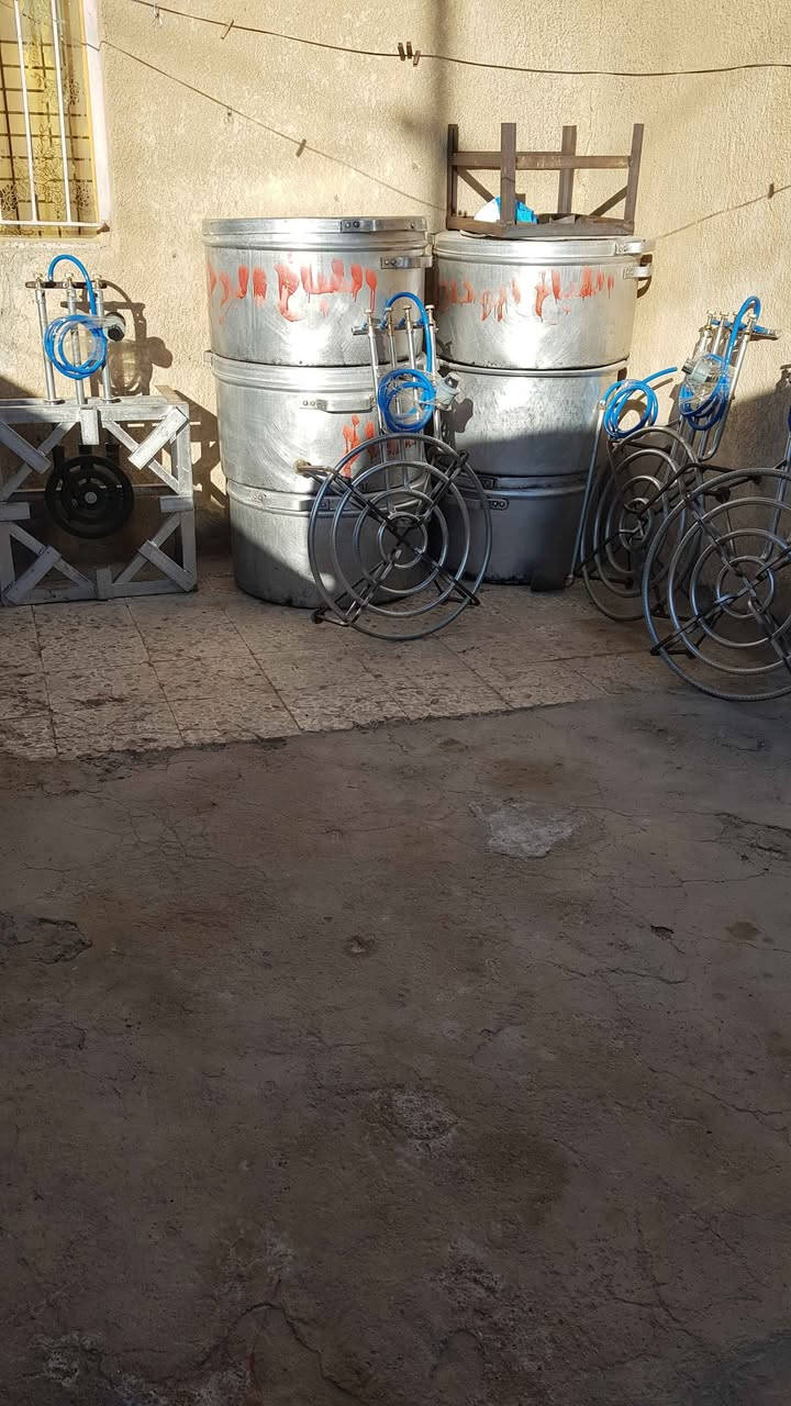 السلام عليكم طباخ لجميع المناسبات قزانات طباخات كامل  ألاتصال *********** عمارة, ميسان
