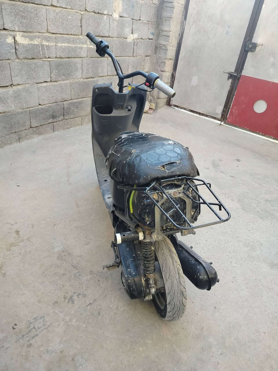 سلام عليكم
دراجه للبيع 60 
شلعه تشك الكاع
معدل شرط 60 
كفراتها كلها موجودات بس عوزه سله كدام
مكاني كربلاء
شراي خاص تعال خاص👍


**إذا كنت صاحب هذا الإعلان وتريد حذفه لأي سبب، رجاءا أرسل رسالة إلى الدعم الفني**