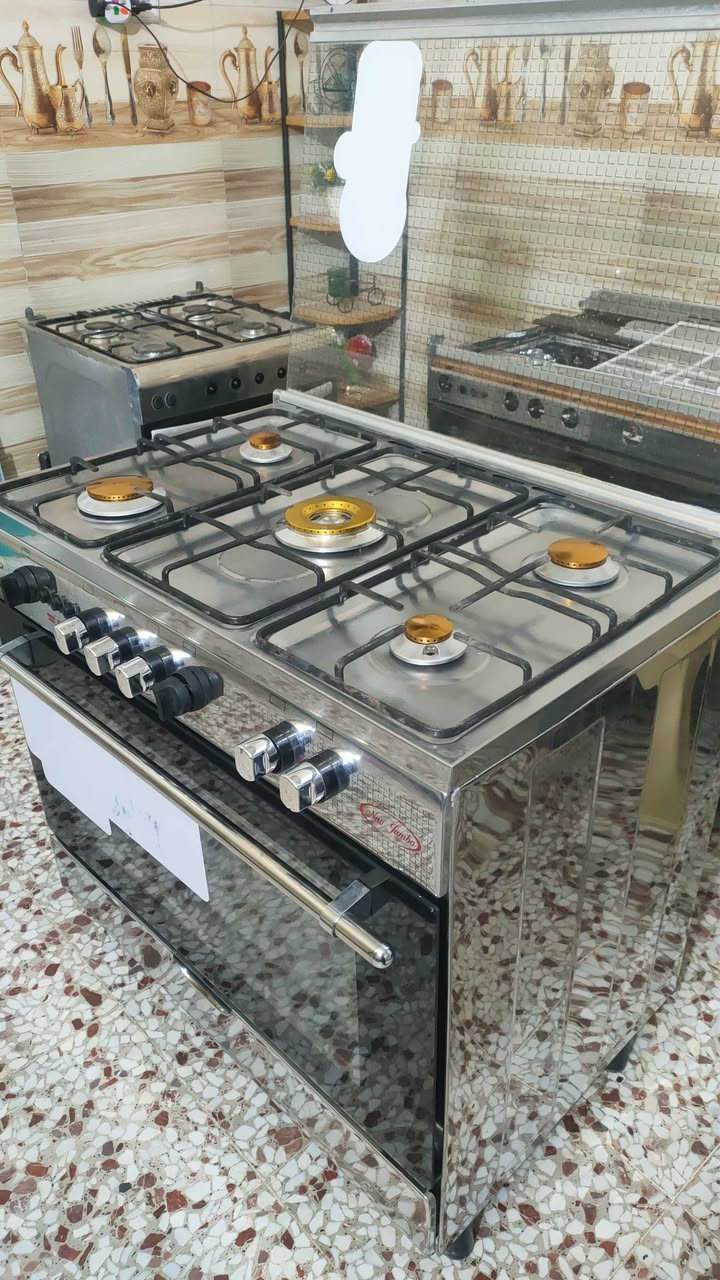 طباخ فريش مصري الباب الأول 
نضيف جداا كامل شغال وعلى الفحص 
السعر 280 ألف , النجف الأشرف . النجف, العراق


**إذا كنت صاحب هذا الإعلان وتريد حذفه لأي سبب، رجاءا أرسل رسالة إلى الدعم الفني**