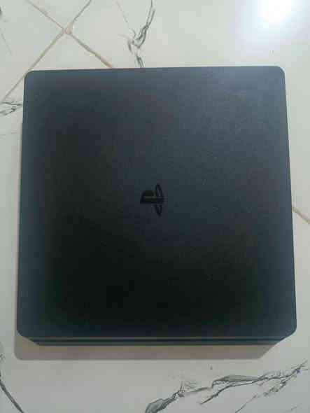 سلام عليكم 
بلي فور سلم 1 تيرا مساحته لوك ستيكر ما مفتوح و لا مصلح
نظام 11.00يتهكر 
وياه قرص ثلاث اقراص و من بينهن قرص بيس 2021
السعر: 350الف كامل 
الرقم: ***********
بدون قرص البيس سعره 250الف...
