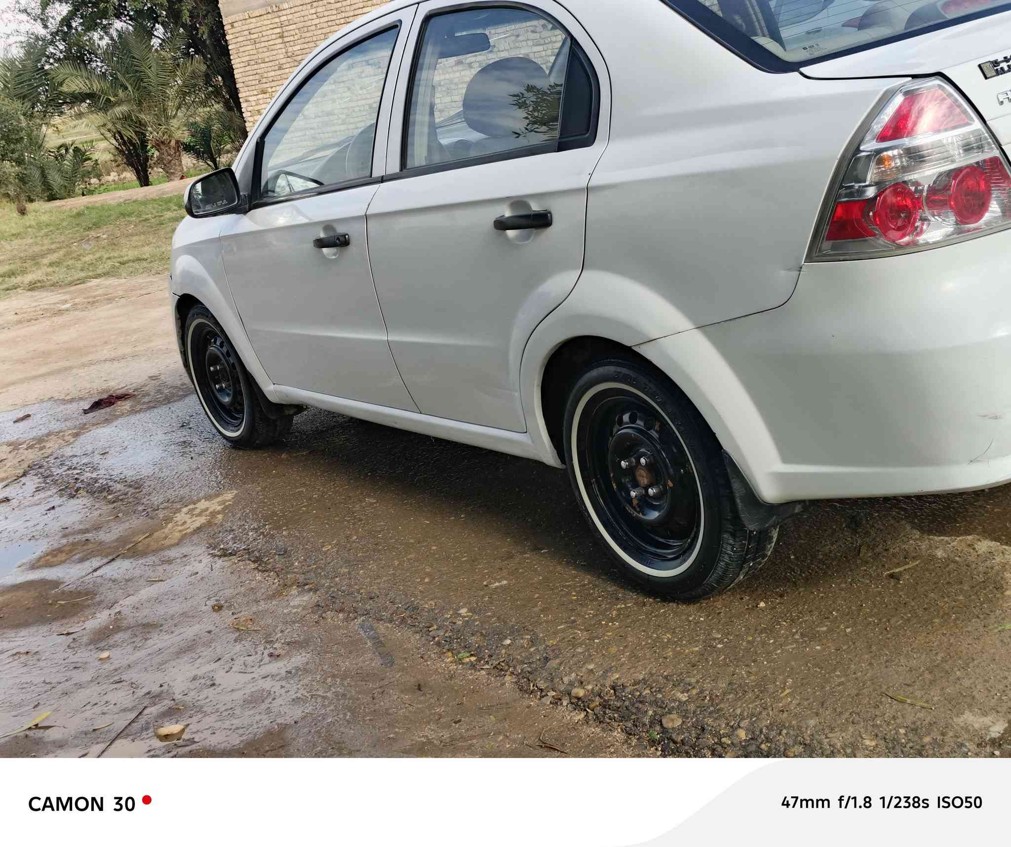 السلام عليكم
للبيع افيو مديل 16رقم ذي قار بسمي مشروع وطني رقم انگليزي كير مكينه حداديه تبريد جاهزه السياره تخم تاير جديد كير اوتماتيك حادث بيه رشت صبغ بالجاملغ الامامي الايسر وبيه بارد بالباب الخلفي جهت العبري فقط 
مكاني السماوه الرميثه 
السعر 76وبيه مجال 
اتصال ***********
