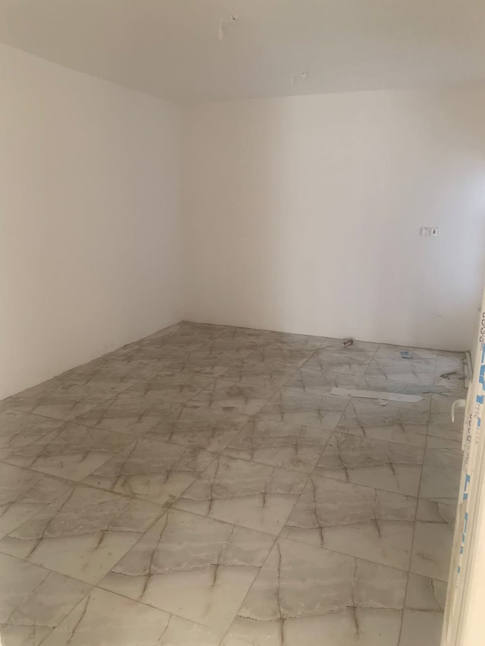 🏡 دار للإيجار – منطقة البحيرة
المساحة: 180 م²
بناء حديث
الإيجار: 400 ألف دينار قفل
الموقع: منطقة البحيرة
📞 للاستفسار والتواصل:
***********
