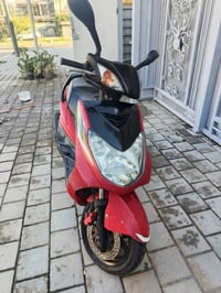 للبيع سكنس فحل ياباني  قبق بانزين نفخ  دراجة رمبة منزلها بيدي  سعرها ١...