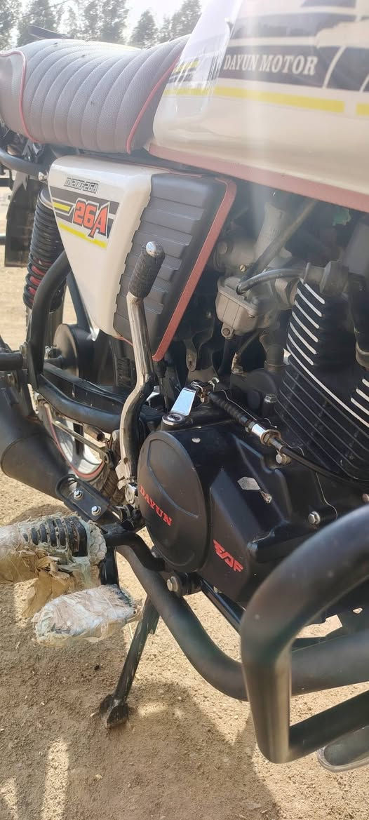 سلام عليكم دراجه اصولي أوراق دايون للبيع محركه 200   موديل 2023 طالعه ب 2025. مكفوله ونضيفه اخت ازيرو السعر خاص المكان ناصريه سيد دخيل رقم الهاتف ***********
