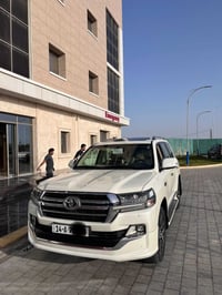 لاندكروز خليجي • ٢٠١٩ • رقم بصره