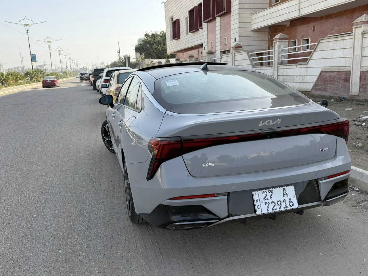 السلام عليكم
للبيع كيا K5

ماشية (9الف  

الفئة جيتي لاين فول مواصفات 

الموديل 2025

رقم ذي قار ( معوقين)  

الضرر بنيد تبديل

المواصفات 

1- محرك 2500

2- كامره

3- رادار خلفي + امامي 

4- رادار جانبي مانع اجتياز 

5- بصمة ابواب + تشغيل عن بعد 

6- زنون عالي ناصي 

7- سقف بنوراما 

8- مقاعد جلد اصلي احمر مختوم جيتي لاين

9- اشاير بالمري 

10- مقعد السائق كهربائي 

11- هاند بريك بصمة 

12- تحديد مسار 

13- شاشة كبيرةً مع كامرة دوارة 

14- ستيرن رياضي حرف D مختوم جيتي لاين

15- مثبت سرعة 

16- شاحن هاتف 

17 - شاشة كار بلاي واندرويد 

18- ٤ وضعيات قيادة ايكو+ سبورت + سمارت + نورمل

19- فتح جنطة بصمة وعند الاقتراب 

20- قيادة ذاتية على خطوط البيضاء 

وباقي المواصفات معروفة في فئة 

***********

السعر ((185 

مكان السيارة الناصريه
