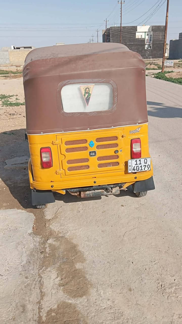 تك تك ٢٠ للبيع نظيفة رقم وسنوية جاهزه لا ظربة ولا صبغ بسمي رقم بغداد  محرك فول لا تنقيص ولاتبخير المكان ديالى بعقوبة ***********
