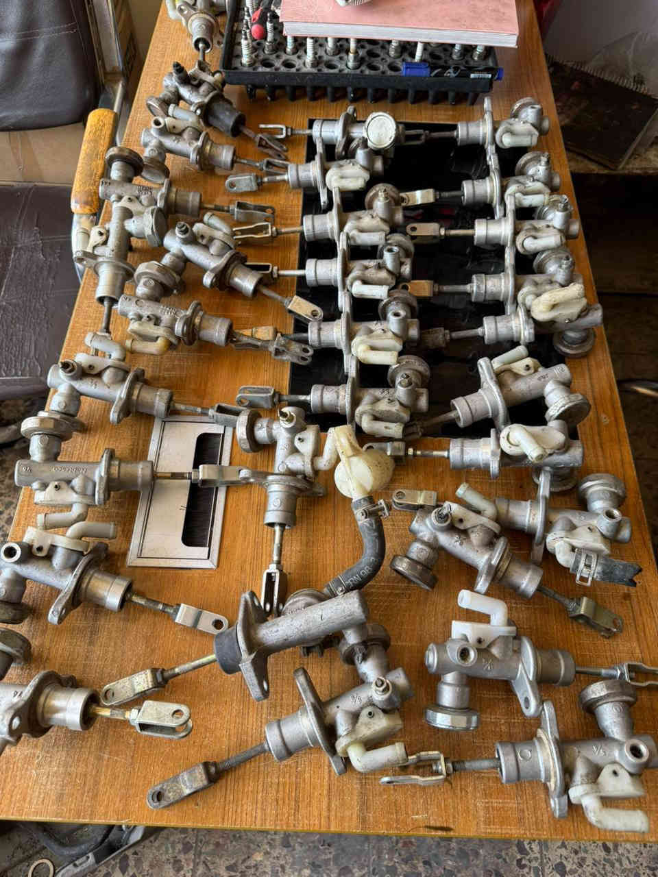 سلاو هاوريان ئه شيايى هايس نيسان يورڤان به رده سته به نرخى جومله گه ياندنمان هه يه بو هه موو شارو شاروچكه ناونيشان چوارقورنه به رامبه ر مه عره ز ژماره ته له فون *********** 
***********
