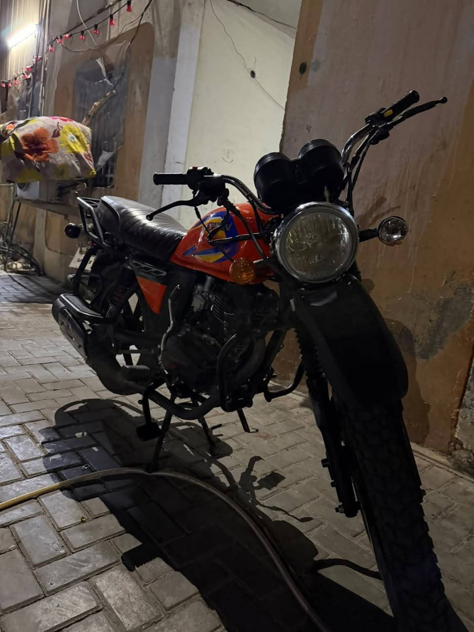 دايون 23 مرقمه كاملة
الدراجه بيه تعديل في للشاصي بسيط
جاهزة وخير من الله
***********
سعر الدراجه 1550 وبيه مجال
مكان بغداد
