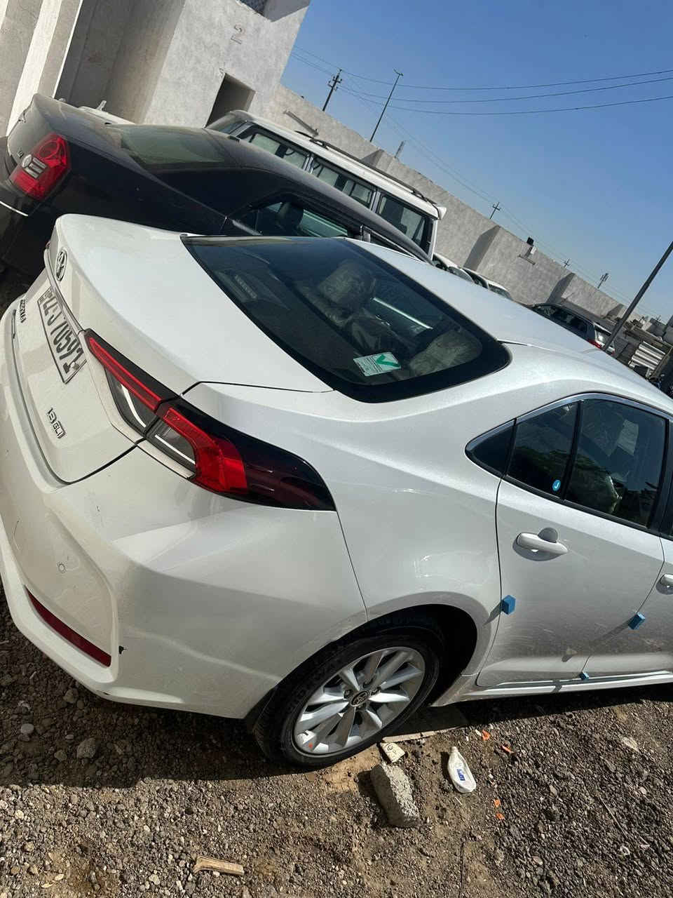 السلام عليكم شباب كورلا للبيع موديل 22 السيارة جديد لوك متوازي على بيعتهة السعر 150 وبيهة مجال ماشية 1000 مكاني خانقين او بغداد ***********
