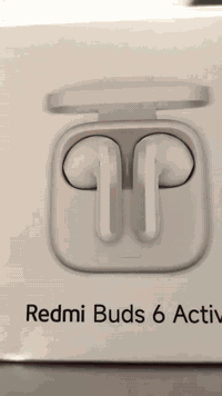 ‏🎧 Redmi Buds 6 Active 🎧
‏الأداء الذكي بالسعر المثالي 
‏​استمتع بتجربة صوتية مذهلة مع السماعة التي تجمع بين الأناقة والقوة:
‏​🔊 صوت ضخم: محرك 14.2 ملم لـ "بيس" قوي ونقاء استثنائي.
‏​🔋 بطارية تدوم: 30 ساعة من التشغيل مع شحن سريع (10 دقائق = ساعة متعة).
‏​📞 مكالمات صافية: ميكروفون مزدوج يعزل الضوضاء والرياح.
‏​☁️ راحة فائقة: تصميم خفيف جداً ومريح للأذن طوال اليوم.
‏​🛡️ اعتمادية: مقاومة للماء (IPX4) وأحدث بلوتوث 5.4.
‏​الخلاصة: السماعة التي تجمع لك كل ما تحتاجه في مكان واحد!
‏
‏​🔥 السعر المفاجأة ​🔥
‏​كل هذه المواصفات الجبارة تأتيكم بسعر 
‏  35,000 دينار عراقي فقط! 💰
‏​ للحجز والاستفسار أرسل لنا رسالة على الخاص
‏ وسنقوم بالرد عليك فوراً! 💬
‏​او عبر واتساب: *********** 📞
‏احصل عليها الآن قبل نفاذ الكمية! ✅
