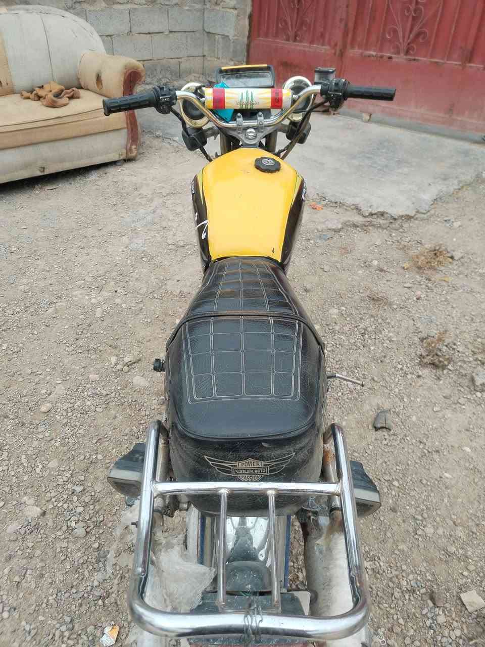 بيع أو مراوس سيفان موديل 2023 اوراق كامله سعره 500 وبي مجال مكاني شهربان ***********
