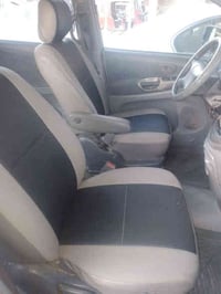 للبيع تيوتا استيما موديل 2000  6 سلندر المكينه خرسه والكل يعرف التيوتا...