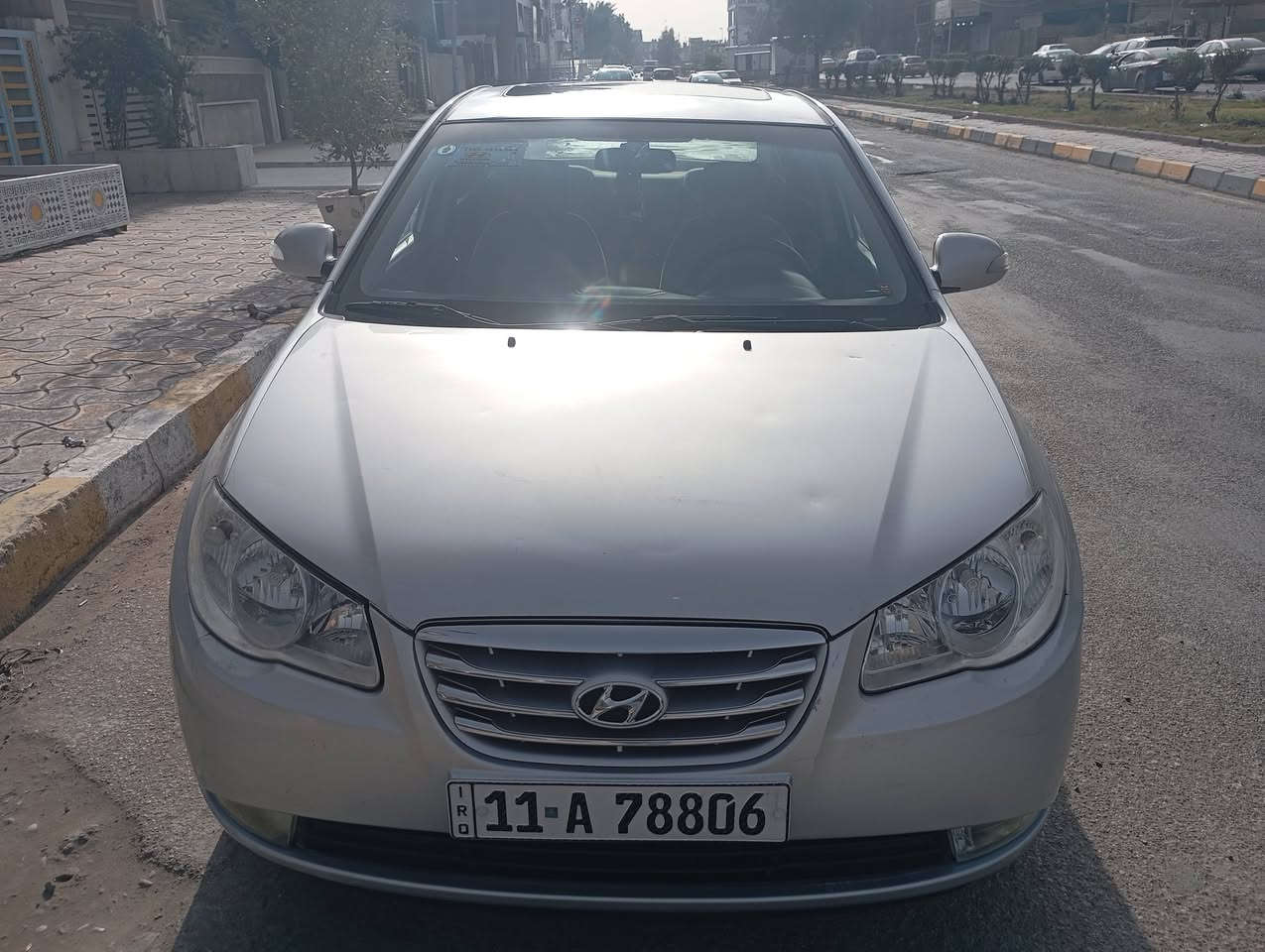 السلام عليكم النترا موديل 11 خليجي شركه العامة السونار واضح تاريخ اليوم والي ذاكره بسونار//ملاحظه بنيدبلادي بدون قطره صبغ  يعني مبدل بلادي الشاصي خصرة ولغد طخه وصور واضحه سياره فول مكينه بس كيس مفتوح وقبق ولفات مكينه شاد جديده بس السستم مال ابو سونار يكتب مفتوح كير خير من الله تخم تأير تبريد ثلاجه صدر أمامي وخلفي رقم بغداد دولي مشروع وطني باسمي سنويه ل 30 هزه جديده سعر 113 رقمي ***********
