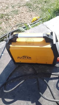 مكينة لحيم للبيع السعر 125 قفل ماخذه 150 مستخدمه مرتين فقط 07845314498