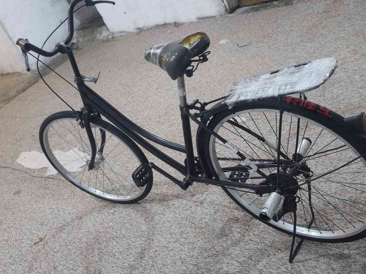 سلام عليكم باسكل بناتي جديد حجم ٢٦نضيف كلش الله شاهد كلشي ماعوزه  السعر ٨٥بي مجال الشراي يدلل رقمي واتساب ***********
