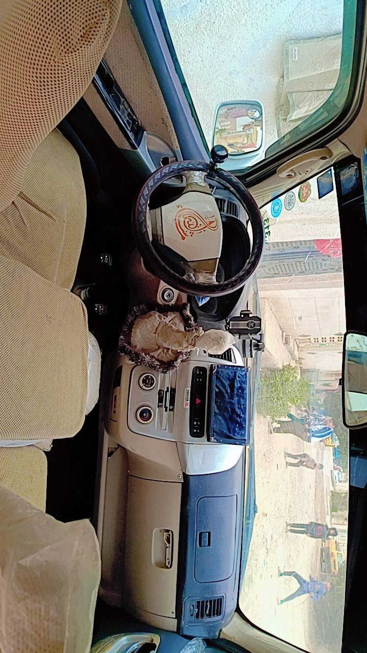 السلام عليكم جنبي 2015 رقم بغداد بسمي تحويل ثاني يوم مصفره هيئة وغرامات السياره جاهزه مكينه وكير وكسن مكفول مكينه ونجي 6 سلندر ترايك للبصره 
ضربه شويه بل بنيد و الباب الوره ولباقي شوف عينك 
تخم تاير جدد هزه جديده مشروع وطني 
*********** مكان بغداد حي البتول السعر 85 وبيها مجال
