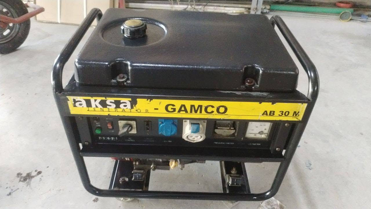 مولد أكصى ياباني أصل (3.5 KVA) للبيع ⚡️
الحجم والقدرة: 3.5 كي في (يجهز 14 أمبير صافي).
​الحالة: نظيفة جداً، مال بيت (لا مجفتة ولا مصلحة، على وضع الشركاة).
​المواصفات: تشغيل هندر (بكرة سحب) بدون سلف.
​الضمان: بشرط الفحص والتشغيل والتجربة قبل الشراء.
​💰 السعر: 300 ألف دينار (وبي مجال للشراي الجاد).
📍 المكان: بغداد - التاجي / قرية عواد.
​📲 للتواصل والاستفسار (اتصال أو واتساب):
‏‪***********‬‏
