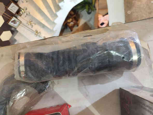 سلام عليكم قيم واخذ كوله جديد كارتون مامستخدم علواه ياخذهن   واحد شلع *********** بغداد
