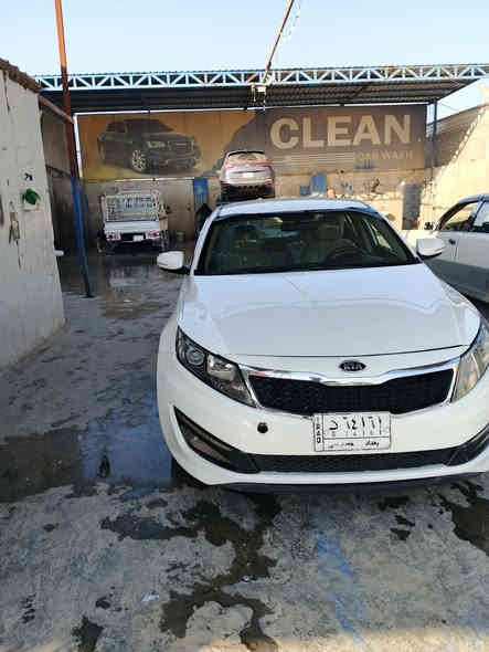 كيا اوبتيما خليجي موديل 12 
مواصفات عاديه تحكمات وشاشة وشفتات 
مري شفط حساسات 
مكينه الفين دوش
صدر وتبريد وتخم تاير بلكارتون 
بيه قبق جنطه مبدل بلادي وباب خلفي بلادي
وداير جاملغ خلفي نصه صبغ والباقي كفاله 
بدون دواخل 
مكانه بغداد 
السعر112
***********
***********
