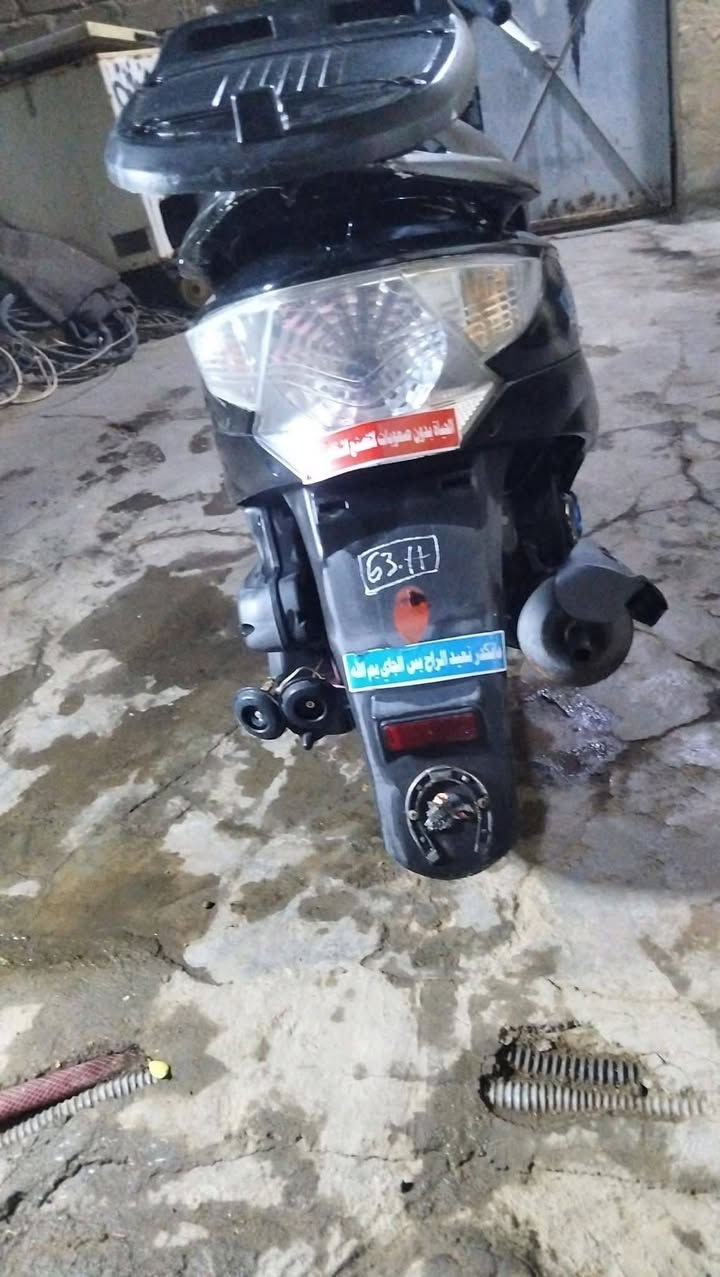 السلام عليكم  دراجه كامكو في تو فحل مديل 2016 مكينه 150سيسي مكفول ما مفتوح بيه ايشي بك اكرستال اشاير زنون طلاعات  مكفول من طول للطول
السعر925وبيها مجال ***********  متواجد واتساب مكان شطره
