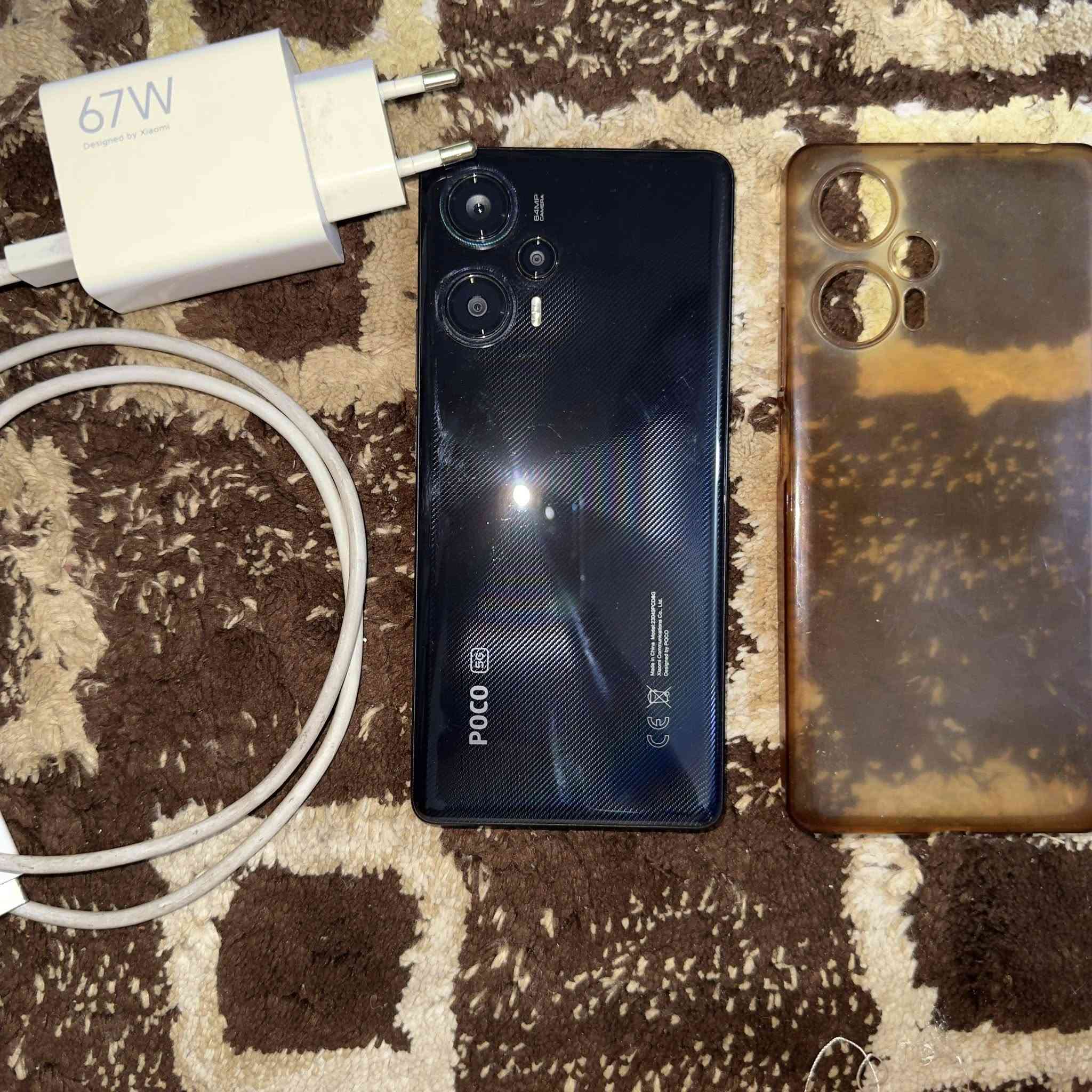 🚀 للبيع: وحش الأداء POCO F5 5G - نظافة تامة بدون كارتونه
لعشاق الألعاب والأداء القوي، متوفر الآن جهاز POCO F5 الغني عن التعريف، الجهاز يجمع بين القوة والتصميم النحيف والخفة.
✅ المواصفات الرئيسية:
• المعالج: Snapdragon® 7+ Gen 2 (بمعمارية 4 نانومتر) - أداء جبار يقارع الفئات العليا في الألعاب والتطبيقات الثقيلة.
• الشاشة: Flow AMOLED بتردد 120Hz ودعم 68 مليار لون، توفر تجربة بصرية سينمائية وسلاسة فائقة.
• الكاميرا: ثلاثية بدقة 64 ميجابكسل مع مثبت بصري OIS لتصوير فيديو وصور ثابتة واحترافية.
• البطارية والشحن: بطارية 5000mAh تدوم طويلاً مع شحن توربو فائق السرعة 67W (يشحن الجهاز بالكامل في وقت قياسي).
• الصوت: سماعات ستيريو مزدوجة مع دعم Dolby Atmos.
• التصميم: وزن خفيف جداً (181 جرام) وسماكة نحيفة (7.9 ملم).
السعر:250
المكان:بغداد الزعفرانيه
واتساب: ***********
