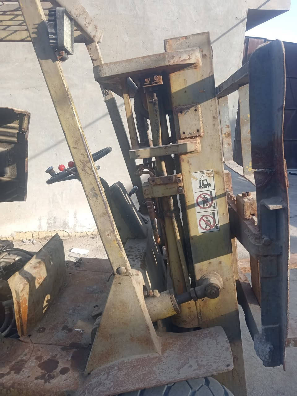 رافعه ميستي بوشي للبيع مكاني بغداد ***********
