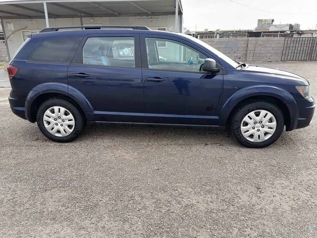 للبيع،،، 
موديل 2017 
رقمها / سليمانية 
 4سلندر
 ضررها چاملغ امامي جهة السائق بدون دواخل
 الگير والمحرك مكفول
السيارة مال جناي واحلى من الصورة 
مكاني / قضاء دوز
السعر 145  
#هاتف / ***********
