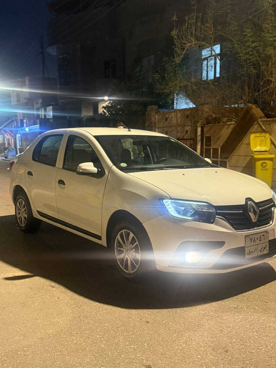 سلام عليكم رينو سيمبول 2020  خليجي كفاله عامه من ضربه صبغ ماشيه 74 رقم اربيل تحويل او وكاله مكاني بصره سعره 77 بيه مجال  رقمي *********** سياره كلش جديده مكينه كير حداديه جديده بل كارتون

