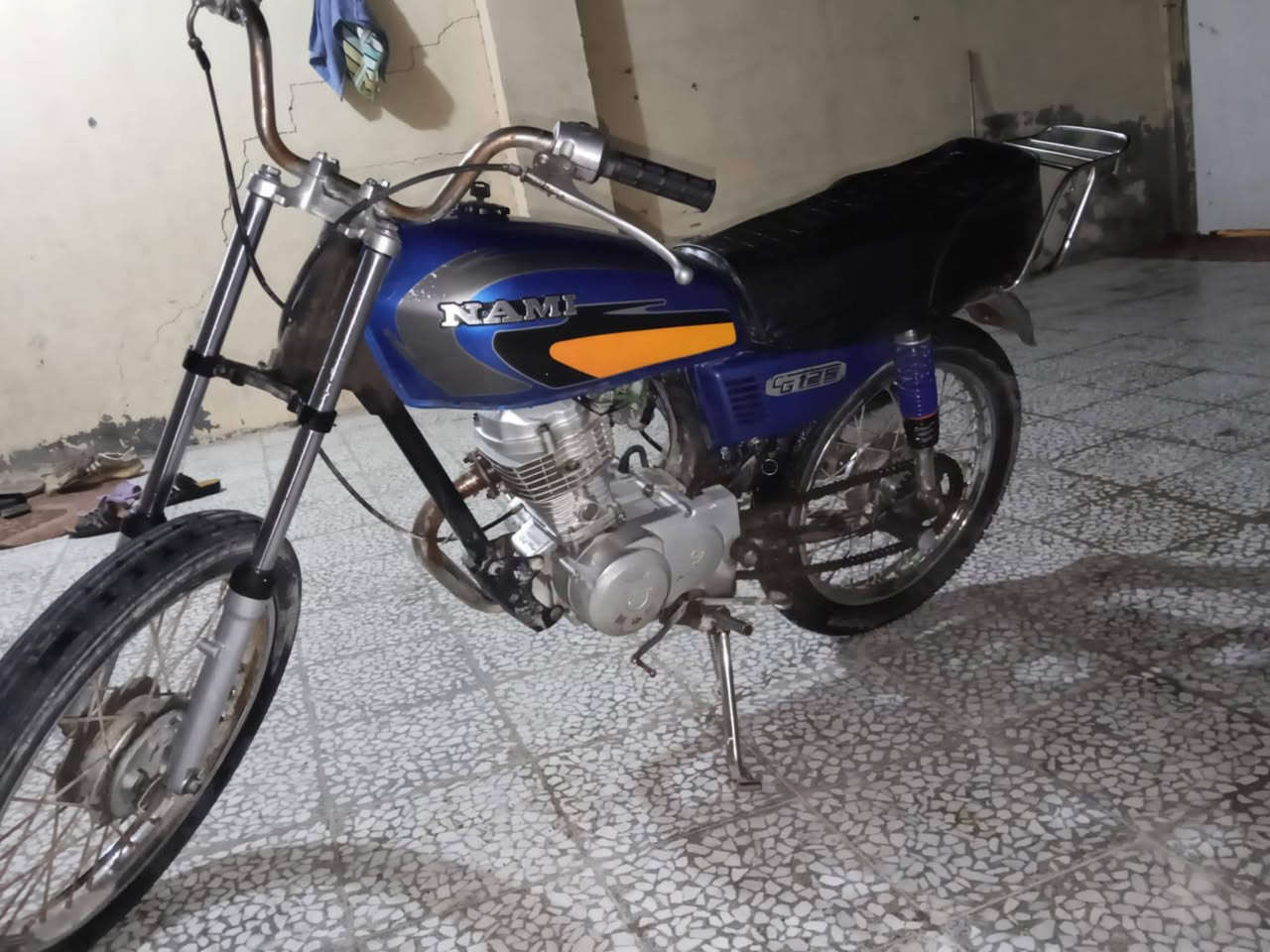 سلام عليكم دراجه كلك كلك كلك شلعه ومعدل فول دراجه بطله شلعه ومعدل فول ما عايزه برغي ب260 وبيه مجال شراي تصل *********** مو شراي لا تعبني بروح ابيك
