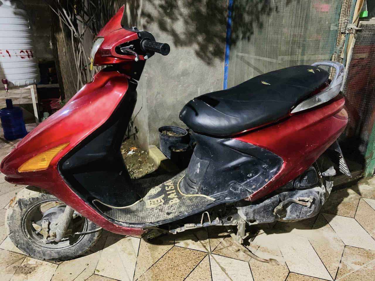 دراجة #فراشة للبيع
مجفته مره وحده تجفيت مضبوط
الدراجة شغالة كلها شلعتها تشك الگاع
من اول هندر 
كهربائيات كلها شغالة وحتى الاشاير 
السلف عوزه باتري فقط وشرط الفحص
والقناعة وترايك وين ما تريد 

بيع #مستعجل 
السعر خااااااااص

المكان ديوانية - الحمزة الشرقي 

متواجد على الخااااص


**إذا كنت صاحب هذا الإعلان وتريد حذفه لأي سبب، رجاءا أرسل رسالة إلى الدعم الفني**