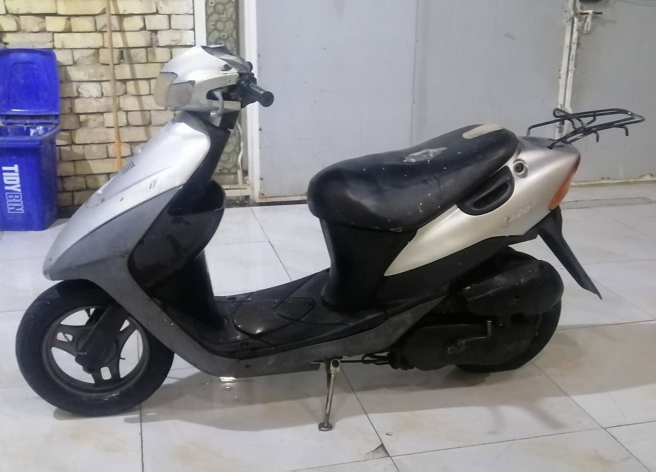 سازوكي جنطه كهربائيات كلها شغاله مبدل بوش وبستم السعر 200 قفل
***********
