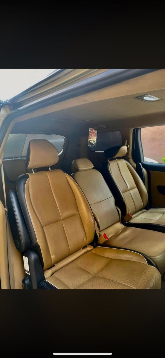 سلام عليكم
كيا كرنفال 2017 خليجي 
شاشه كبيره 
بانزين 3.5
بصمه 
ويل كروم
كشنات جلد مغلف امارتي اصلي 
رقم بغداد خصوصي
تحكم ستيرن 
اشاير مري
وباقي المواصفات 
سياره بيها 
بيها بنيد مبدل   وباب الصدر كارت    جاملغ الخلفي صبغ 
مكان نجف الاشرف 
السعر 200 وبيها مجال 
للتواصل  ***********
