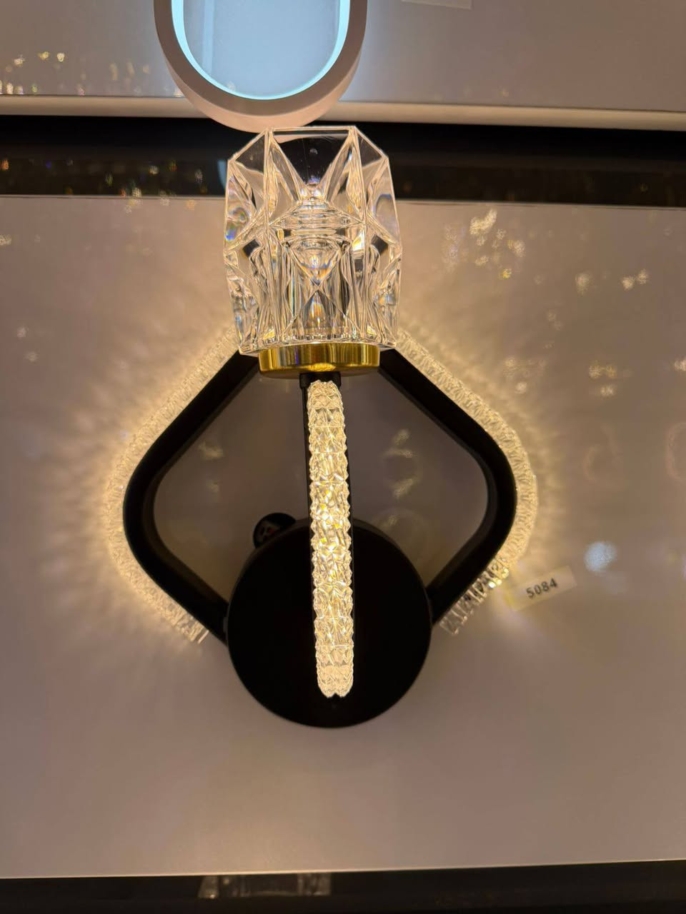 سلام عليكم توفر.برانكيت جداري 3 حركات ابيض شمس اوف ويايت سعر زوج 40لف كميه محدوده وسعار حلوه ومناسبه التواصل ***********او خاص
