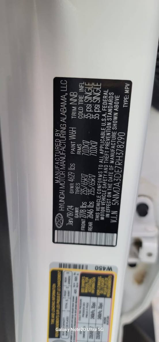 هونداي توسان
اللي يدور زيرو
هونداي توسان
موديل 24 
بعده بحالة الشركه 
زيرو ماشيه 6 الاف 
مرقمه شهداء ذي قار 
وارد امريكي 
رقم الشاصي مرفوق تكدر تطلع الضرر .
السعر 175 بي مجال 
وماكو هيج سعر ابد 
اخوان رقم الشاصي مرفوق 
تكدر تطلع ضرره 
***********
