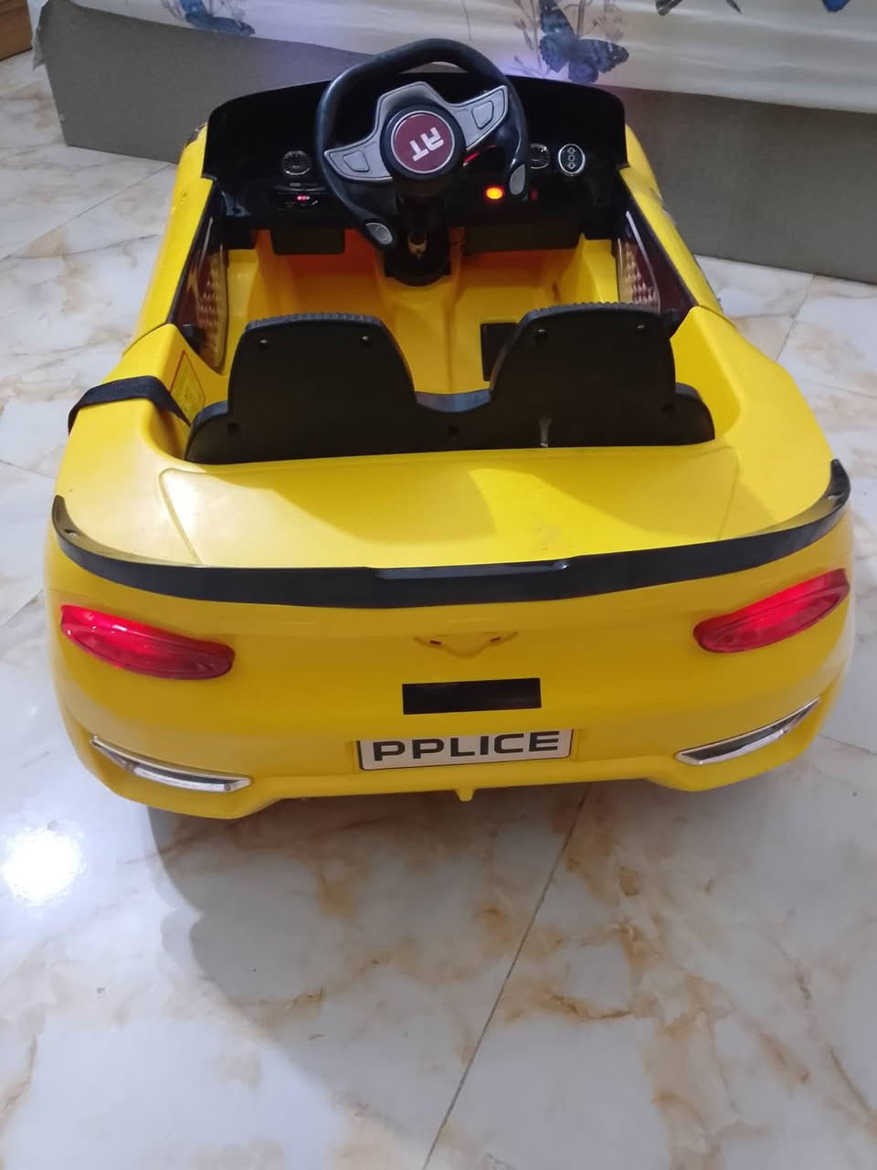سلام 👋عليكم سياره شحن مال اطفال جديده  نفرين وياها شاحنه مالته وبيها اامبيثري ومابيها اي نقص سعرها 125 وبيها مجال  عنواني كربلاء عامود 31 
الهاتف. ***********
