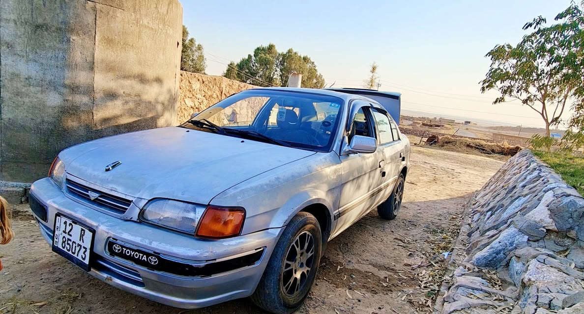 السلام عليكم 
كورلا 95 رقم نينوى دولي سنويه 29 هزه جديدة كابون بنزين بدون صبغ كهربائيات جوم قفل مركزي شاشه كامرا كلها شغاله 
محرك جديد كير صدر السونار بالمنشور 
 فقط تايرات نص عمر
السعر مناسب 38 وبيها مجال بسيط 
***********
