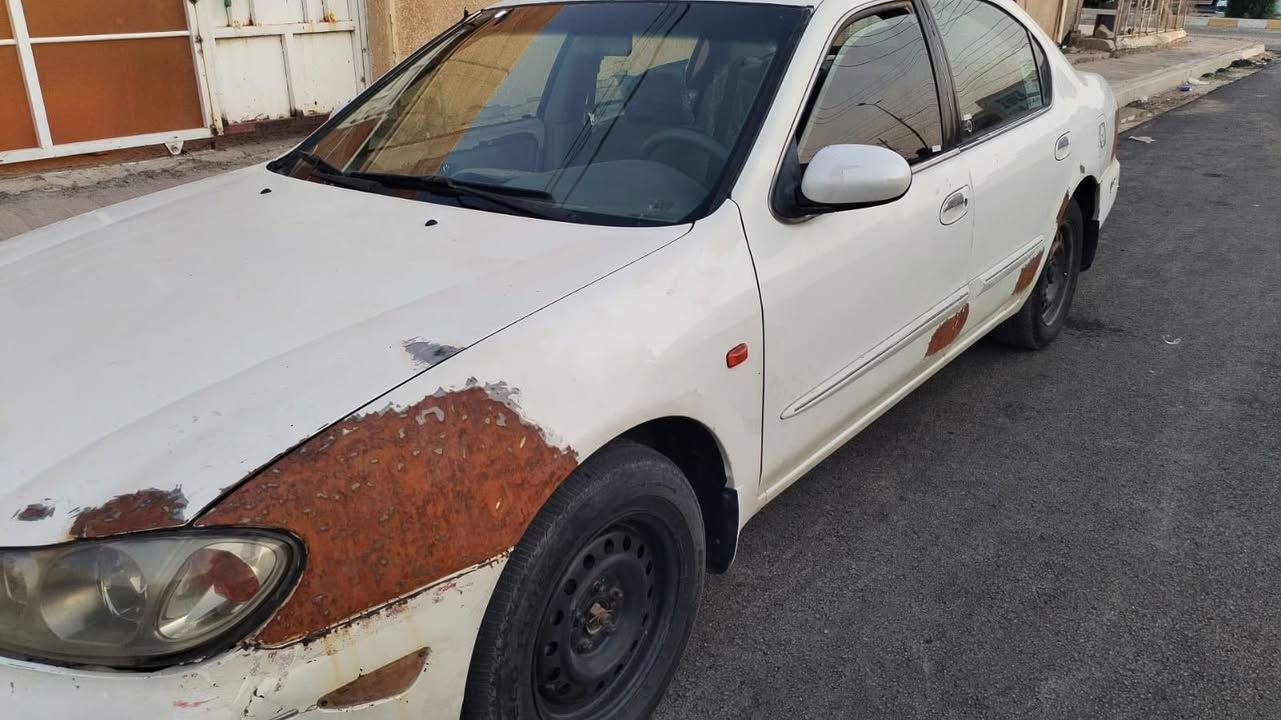 السلام عليكم
نسيان مكزما 

٢٠٠٣ كير عادي 

رقم بابل نكليزي باسمي 

مكينه بلاد ٣٠٠٠

سياره نضيفه

 مكاني الصويره 

***********

السعر ٦٠

تبريد شغال ثلج ❄️

ملاحظه السياره بس صبغ تحتاج فقط
