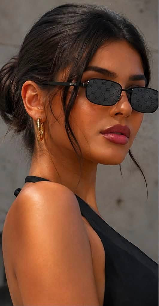 ⁨ نسائي😎 ٢٥ الف بس 🔥

⁨ ⁨النظارة الشمسية مو بس إكسسوار… هي هيبة وحماية بنظرة وحدة 😎 🔥

نظارة شمسيه وطبيه بنفس الوقت تجمع بين وضوح الرؤية، راحة العين، وحماية من أشعة الشمس مع ستايل يلفت من أول نظرة 
موديلات نسائية ورجالية تناسب شخصيتك وتكمل حضورك بكل وقت 🔥
موديلات مختلفه تناسب جميع الأذواق 😍

اختار نظارتك… وخلي حضورك يحچي عنك 👓✨ 
للطلب والاستفسار مراسلة الصفحة 📥
او على واتساب ***********
توصيل 5 الف لجميع محافظات العراق 🚛🌷

#نظارات #ستايل #أناقة #حماية_العين⁩⁩⁩⁩⁩#ستايل⁩⁩⁩ حماية_العين اناقة اناقةوجمال اناقةوجمال😍😍😍 أناقةوجمال🧕🏻👸 اناقةوجمال❤️⁩⁩
