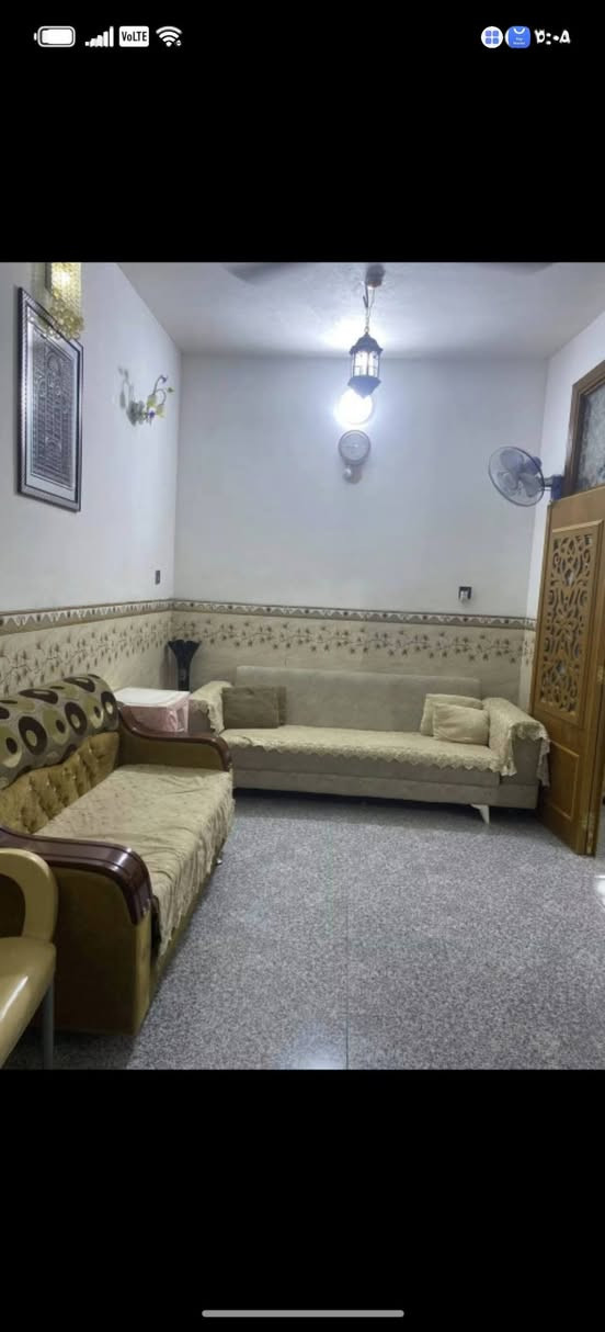 الدار للبيع المساحه 160م طابقين ٣ نوم صاله مطبخ كليدور مجمع صحيات حي الصحه خلف سنتر ليمونه زراعي سند ٢٥ عرض الشارع 8م تبليط السعر ١٥٥ للاستفسار ***********
