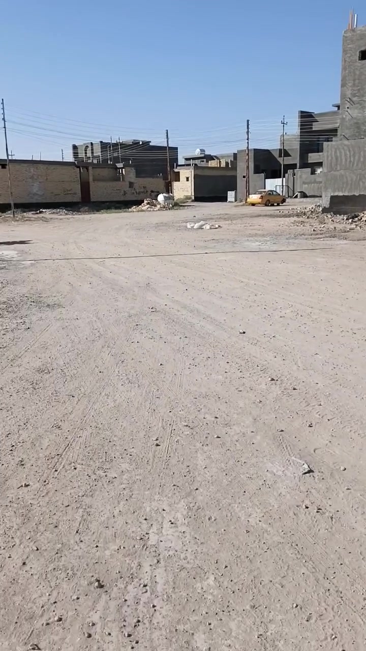 قطعه ارظ البيع في الصقلاويه بحي المهندسين الثانيه مساحته 200م شارعه 12 خلف سوبر ماركت الرقيه تحويل ثاني يوم طابو صرف السعر 39 وبيهه مجال التصال ***********
