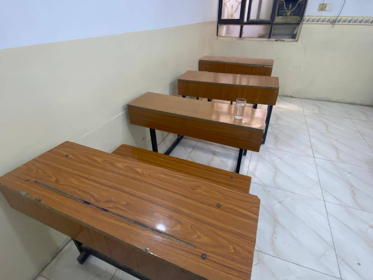 رحلات مدرسيه للبيع
***********
