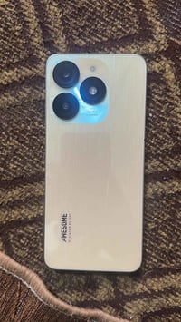 رام ٤+٤ • ذاكرة ٢٥٦ • بطارية ٥٠٠٠