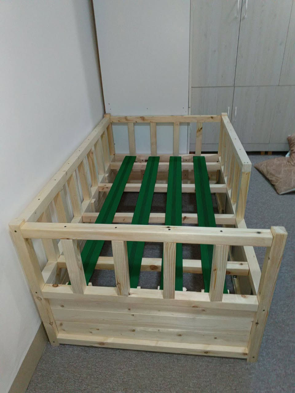 سیسەمی دەستکرد بەکارنەهاتوو بەجوانترین شێواز و قیاس بەردەستە
درێژی 150
پانی90
شوێن سلێمانی
***********
***********
